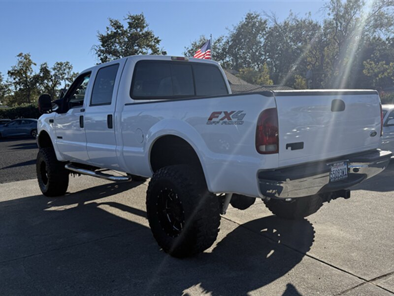 Used 2004 Ford F250 Lariat AWD/4WD image 5