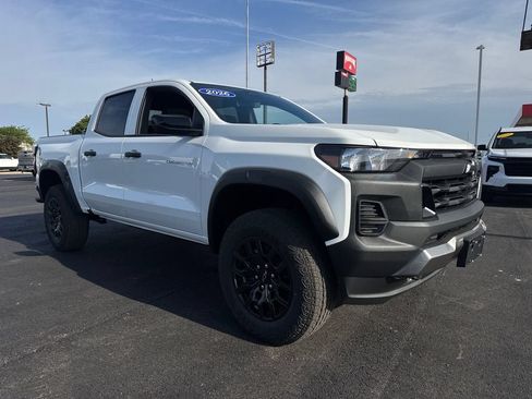 New 2026 Chevrolet Colorado Trail Boss AWD/4WD image 8