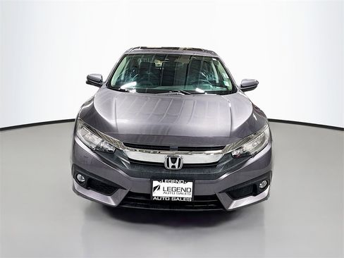 Used 2017 Honda Civic Touring image 2