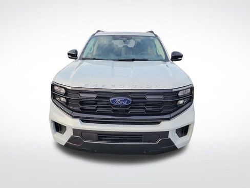New 2025 Ford Expedition Active image 8