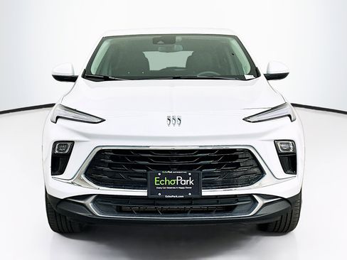 Used 2025 Buick Encore GX Preferred image 2