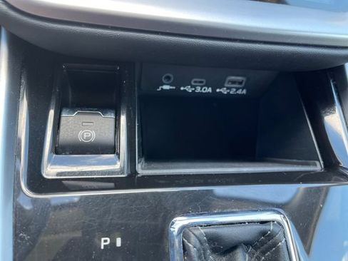 Used 2023 Subaru Outback Limited XT AWD/4WD image 20