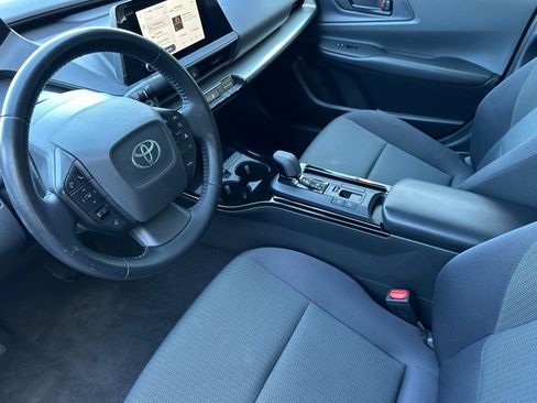 Certified 2024 Toyota Prius LE FWD image 9