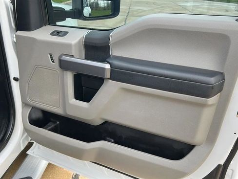 Used 2018 Ford F250 XLT w/ XLT Value Package image 49