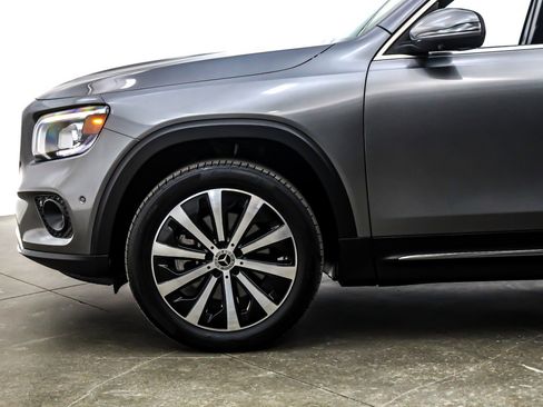 Used 2022 Mercedes-Benz GLB 250 image 11
