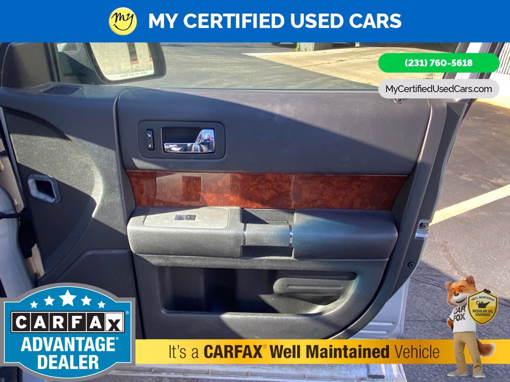 Used 2010 Ford Flex Limited AWD/4WD image 25