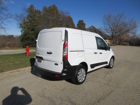 Used 2020 Ford Transit Connect XL image 9