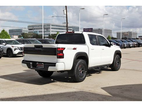 New 2026 Nissan Frontier PRO-4X w/ Pro-4x Convenience Package image 5