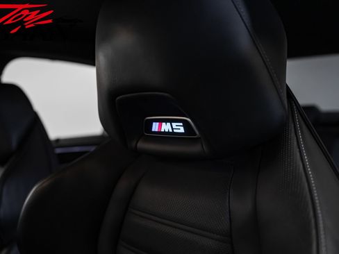 Used 2022 BMW M5 w/ Executive Package image 26