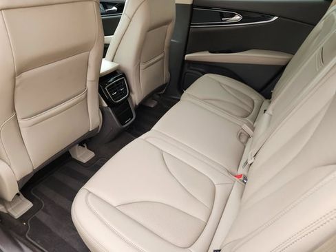 Used 2021 Lincoln Nautilus FWD w/ Equipment Group 101A image 13