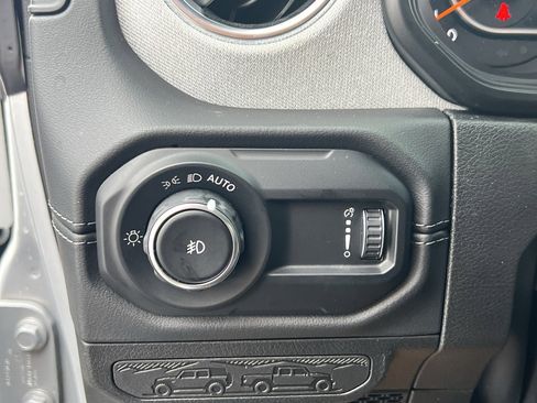 Used 2024 Jeep Wrangler Sahara w/ Technology Group image 14