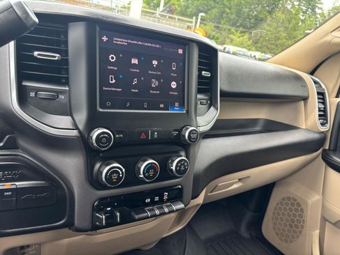 Used 2022 RAM 3500 Big Horn AWD/4WD image 39