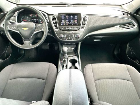 Used 2024 Chevrolet Malibu LT FWD image 25