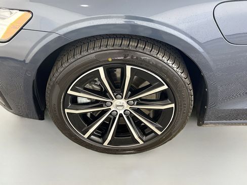 Used 2023 Volvo S60 T8 Plus image 38
