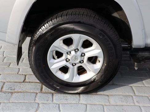 Used 2016 Toyota 4Runner SR5 image 47