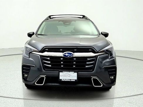 Used 2025 Subaru Ascent Touring AWD/4WD image 2