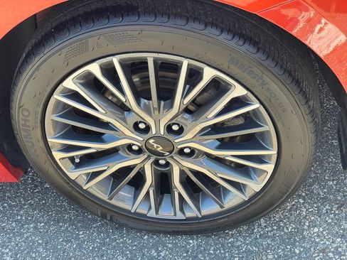Used 2023 Kia Forte GT-Line w/ GT-Line Premium Package FWD image 25