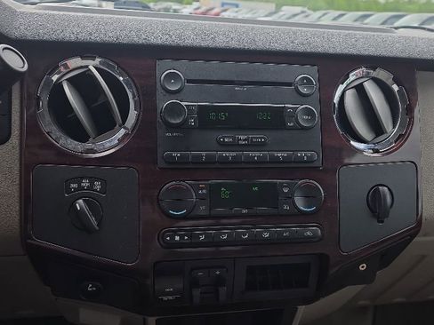 Used 2008 Ford F250 Lariat AWD/4WD image 13