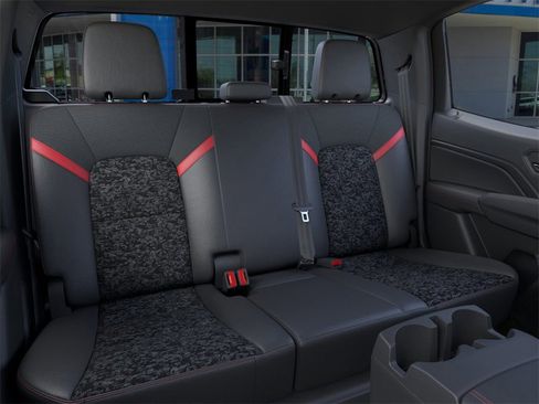 New 2026 Chevrolet Colorado Z71 image 17