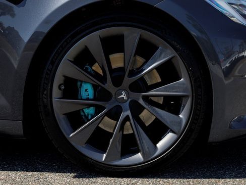 Used 2020 Tesla Model S Performance image 12