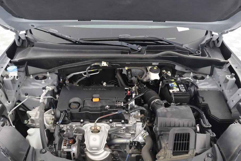 Used 2024 Honda HR-V Sport image 16