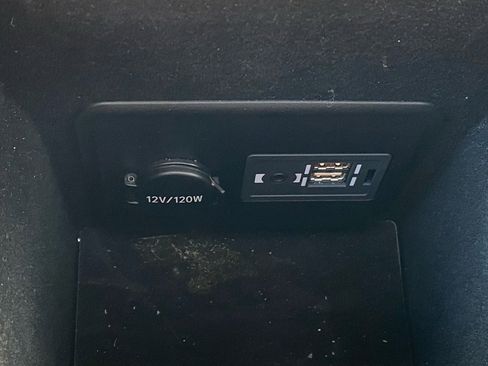 Used 2017 Lexus LS 460 image 31