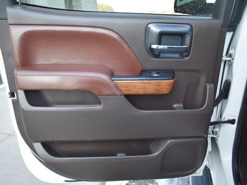 Used 2016 Chevrolet Silverado 1500 High Country image 35