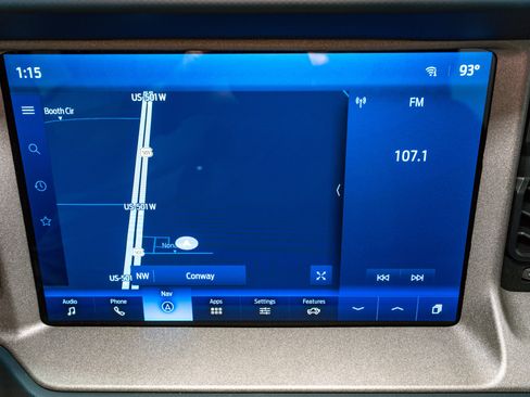 Used 2024 Ford Bronco Outer Banks image 17