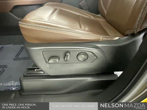 Used 2021 Chevrolet Tahoe High Country w/ Premium Package AWD/4WD image 26