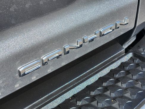 Certified 2023 GMC Canyon Denali image 10