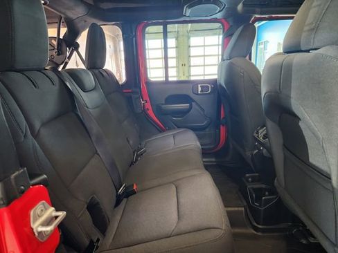 Used 2022 Jeep Wrangler Unlimited Sport image 15