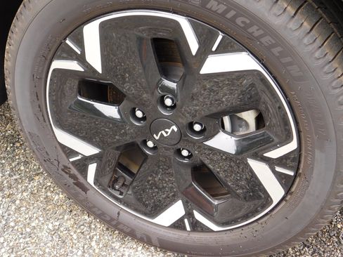 Used 2023 Kia Niro Wind FWD image 10