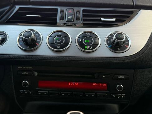 Used 2014 BMW Z4 sDrive35i image 44