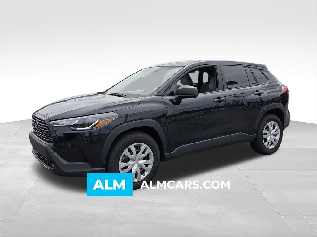 Used 2024 Toyota Corolla Cross L FWD image 1