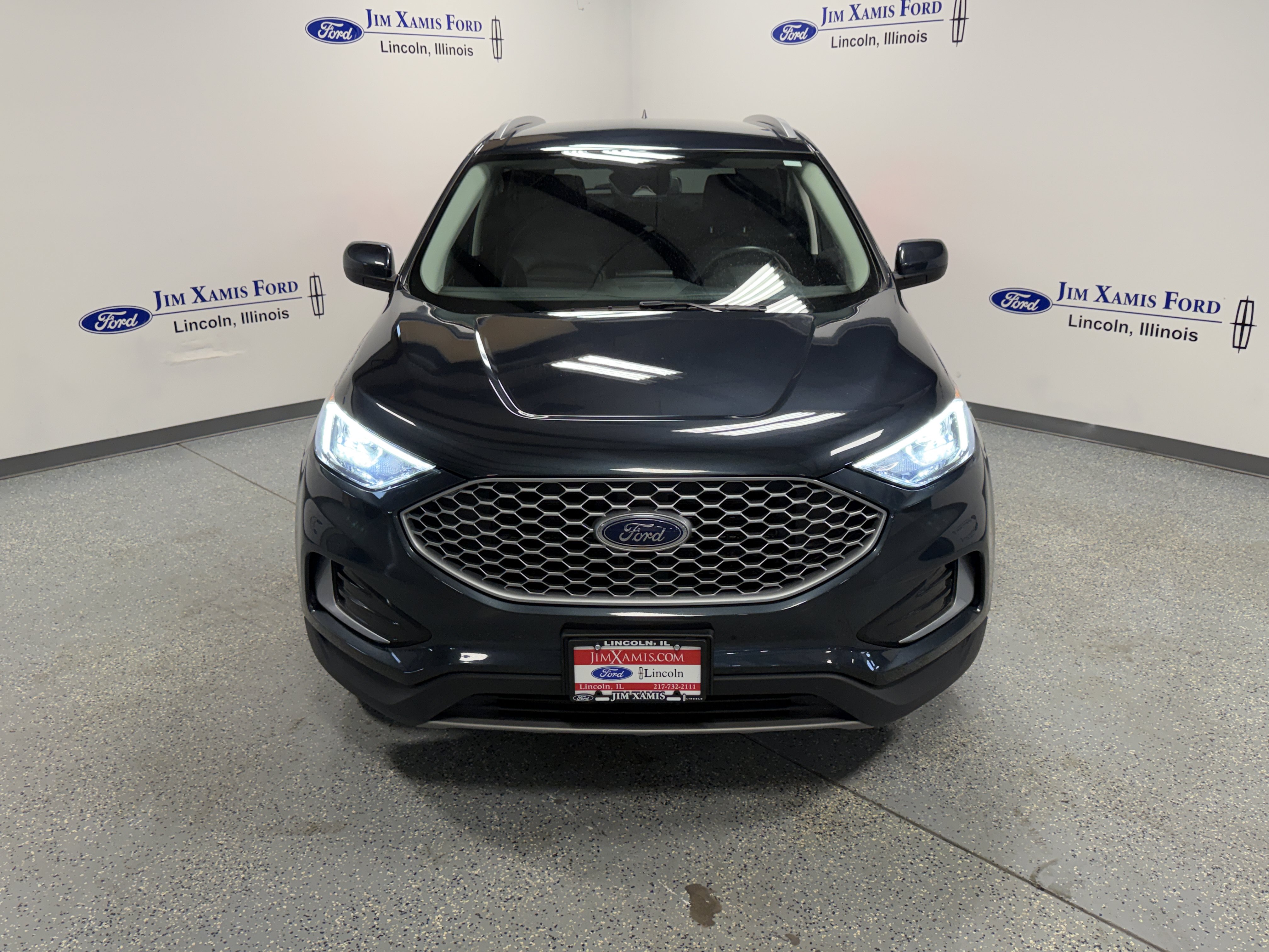 Used 2023 Ford Edge SEL AWD/4WD image 2