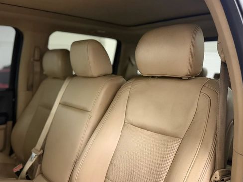 Used 2019 Ford F250 Lariat w/ Chrome Package AWD/4WD image 18