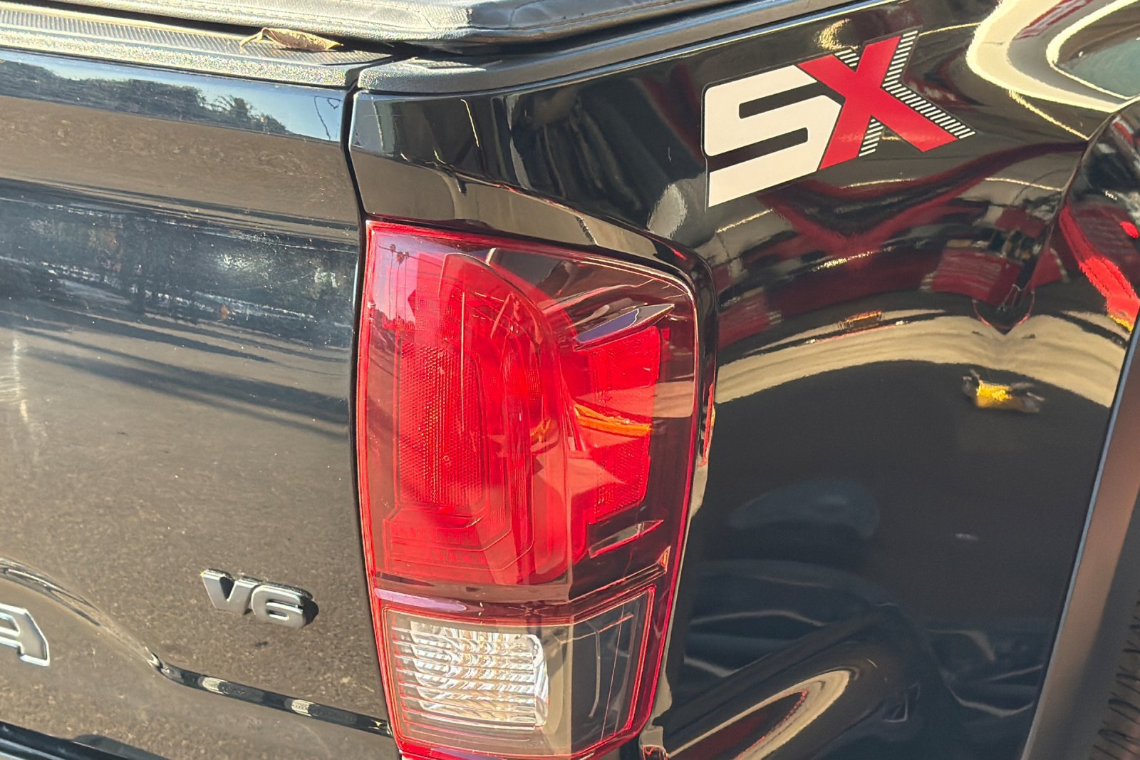 Used 2023 Toyota Tacoma SR5 RWD image 27