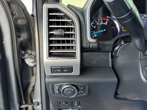 Used 2021 Ford F250 Platinum image 36