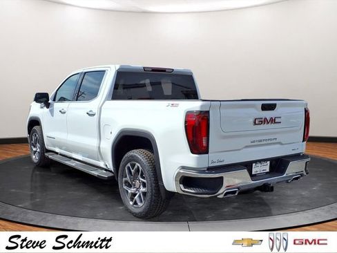 New 2026 GMC Sierra 1500 SLT AWD/4WD image 3