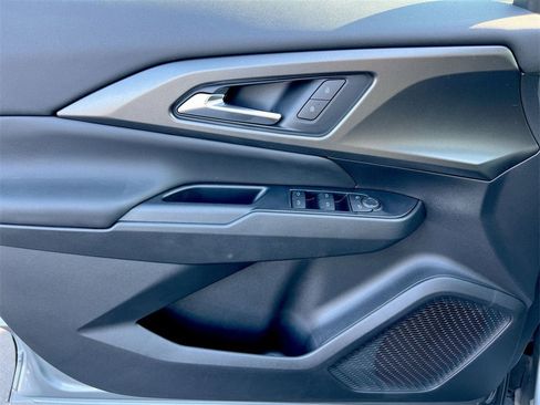 New 2026 Chevrolet Equinox EV LT w/ Comfort Package image 18