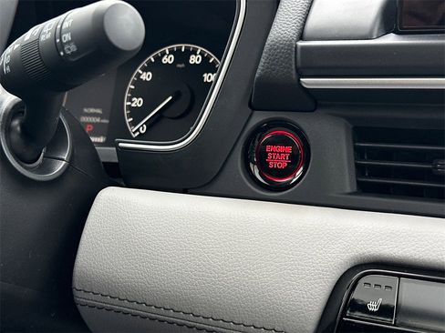 New 2025 Honda Pilot Touring image 32