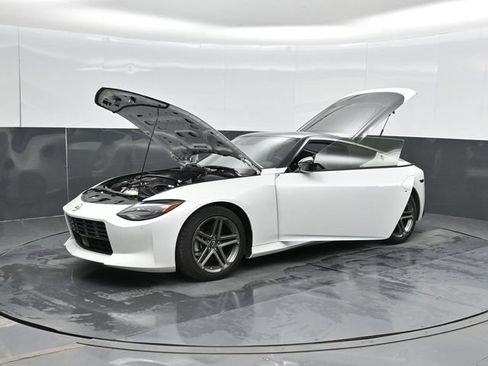 Used 2024 Nissan Z Sport w/ Floor Mat Package RWD image 65