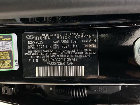 New 2026 Hyundai Elantra Limited image 37