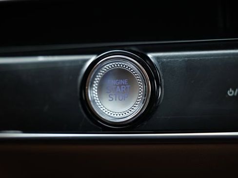 New 2026 Genesis GV70 2.5T Advanced image 38