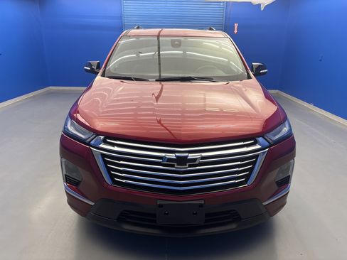 Used 2023 Chevrolet Traverse Premier w/ LPO, Floor Liner Package AWD/4WD image 3