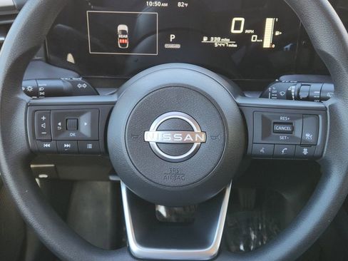 Certified 2025 Nissan Kicks S image 17