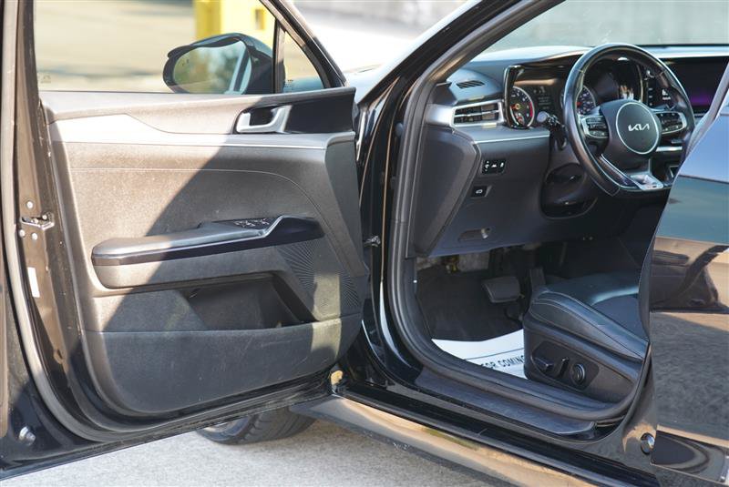 Used 2022 Kia K5 GT-Line w/ GT-Line FWD Premium Package image 39