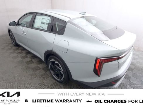 New 2025 Kia K4 EX image 7