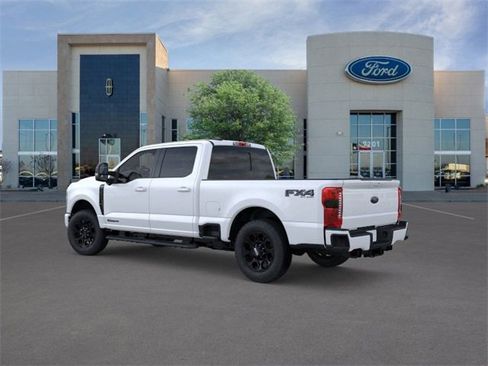 New 2026 Ford F250 Lariat w/ Black Appearance Package image 4