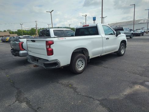 Used 2022 Chevrolet Silverado 1500 W/T w/ WT Value Package AWD/4WD image 5